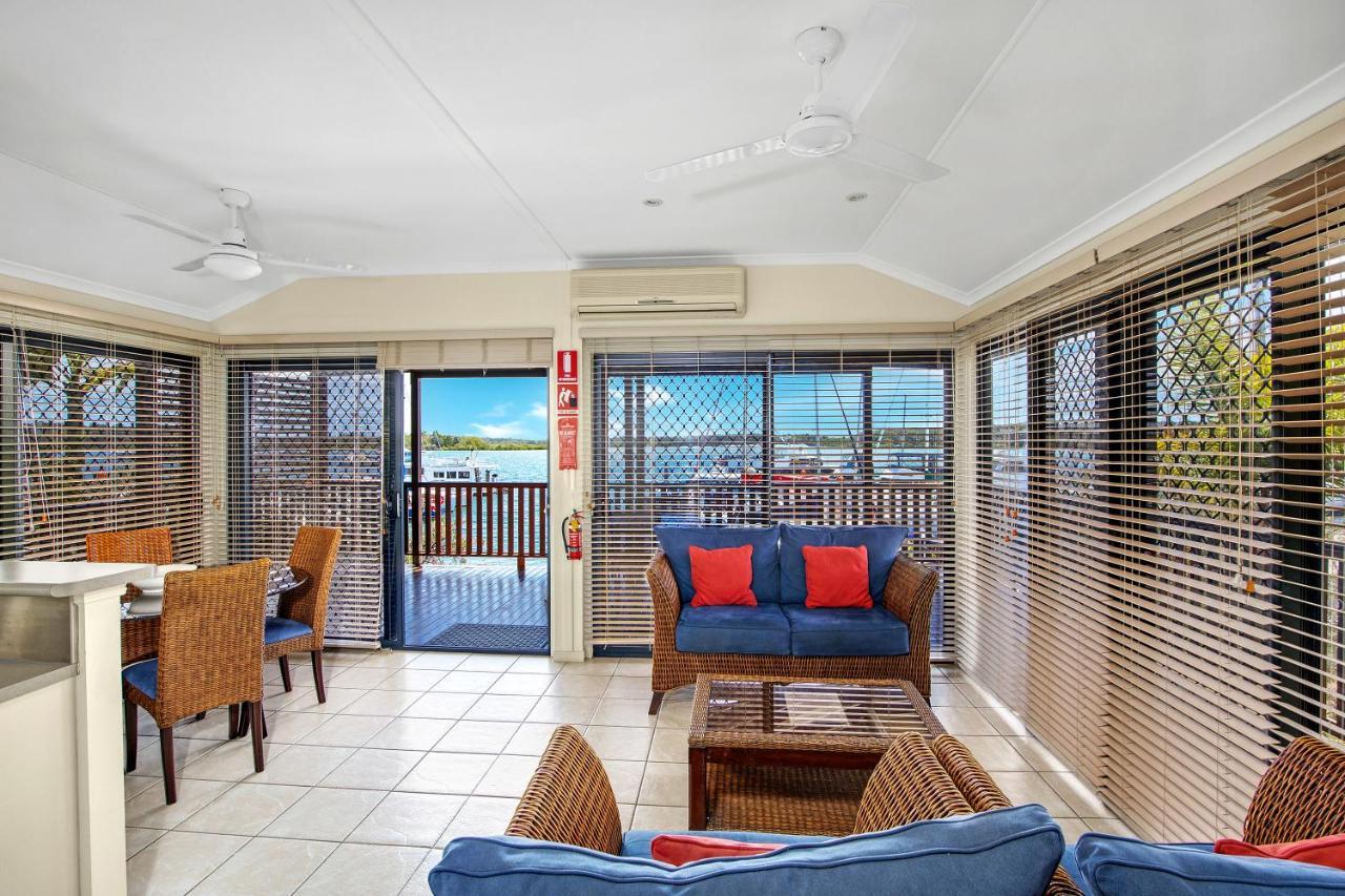 Tin Can Bay Marina Villas Eksteriør bilde